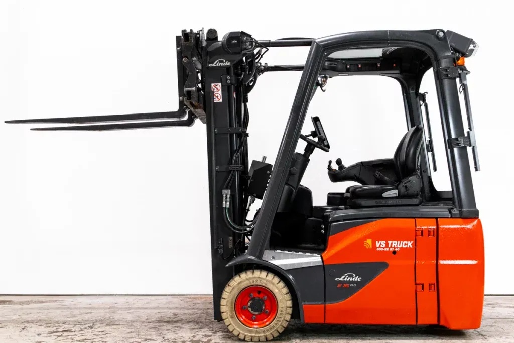 53206 Linde E16 begagnad motviktstruck