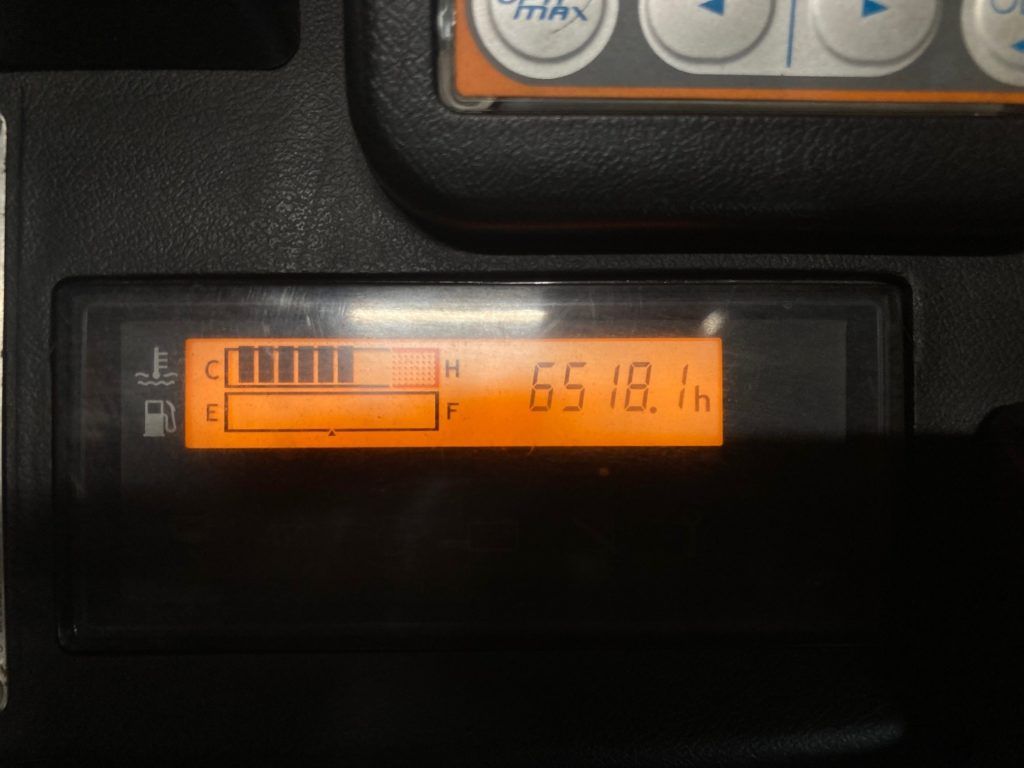 Toyota Tonero 02-8FDF30