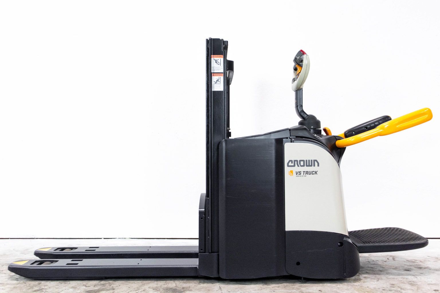 CROWN DT 3040-E
