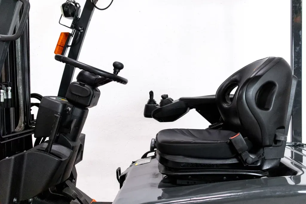 Toyota Traigo hytt