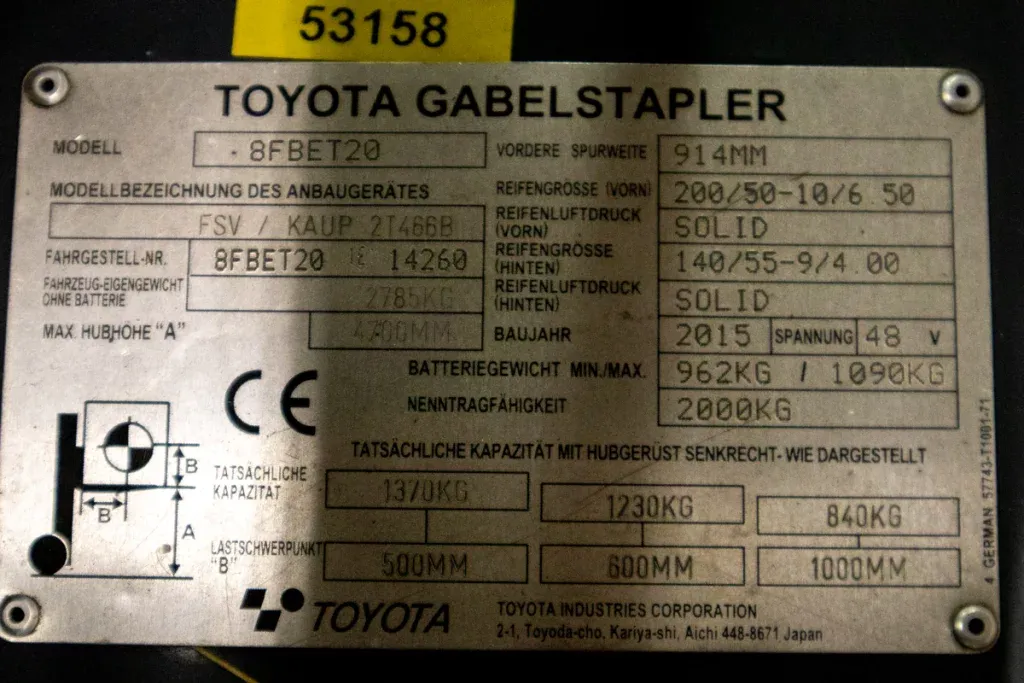 53158 Toyota 8FBET20 begagnad motviktstruck typskylt