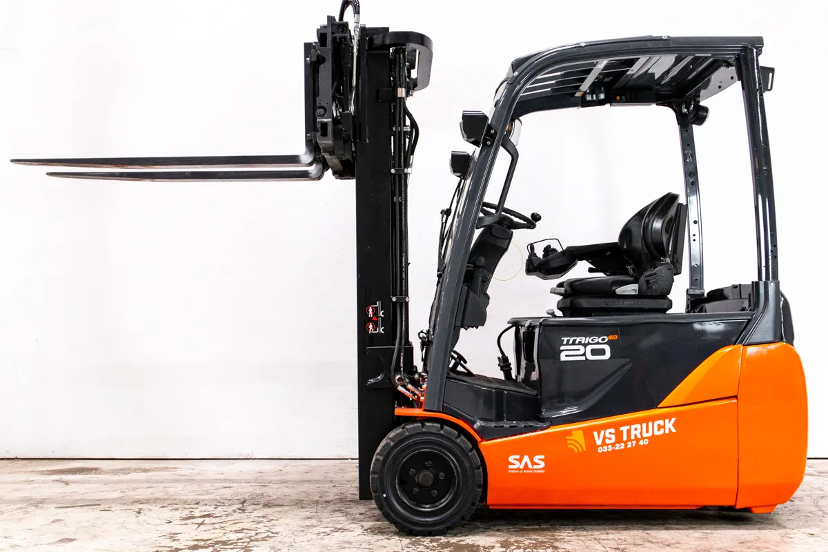 53158 Toyota 8FBET20 begagnad motviktstruck med frilyft