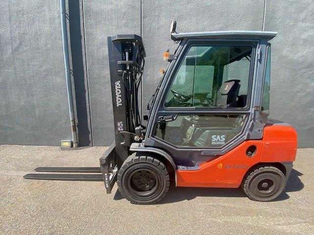 Toyota Tonero 52-8FDJF35