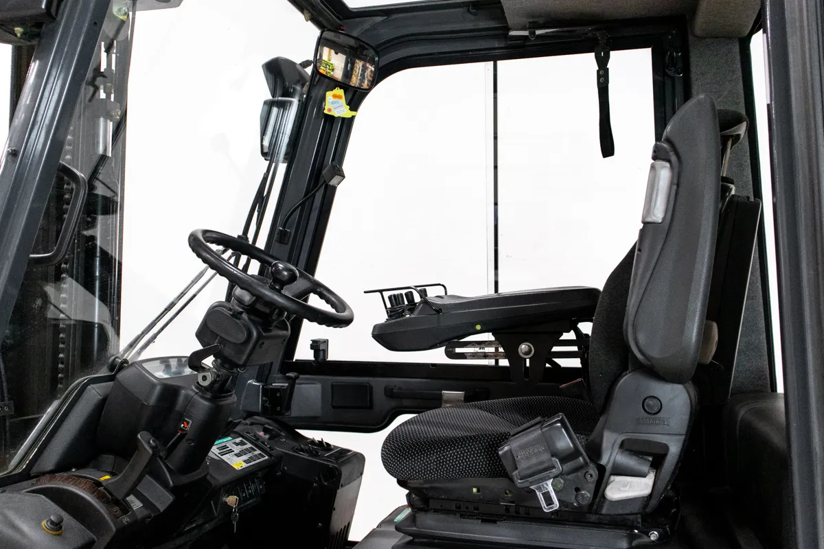 Hytt Toyota Tonero motviktstruck