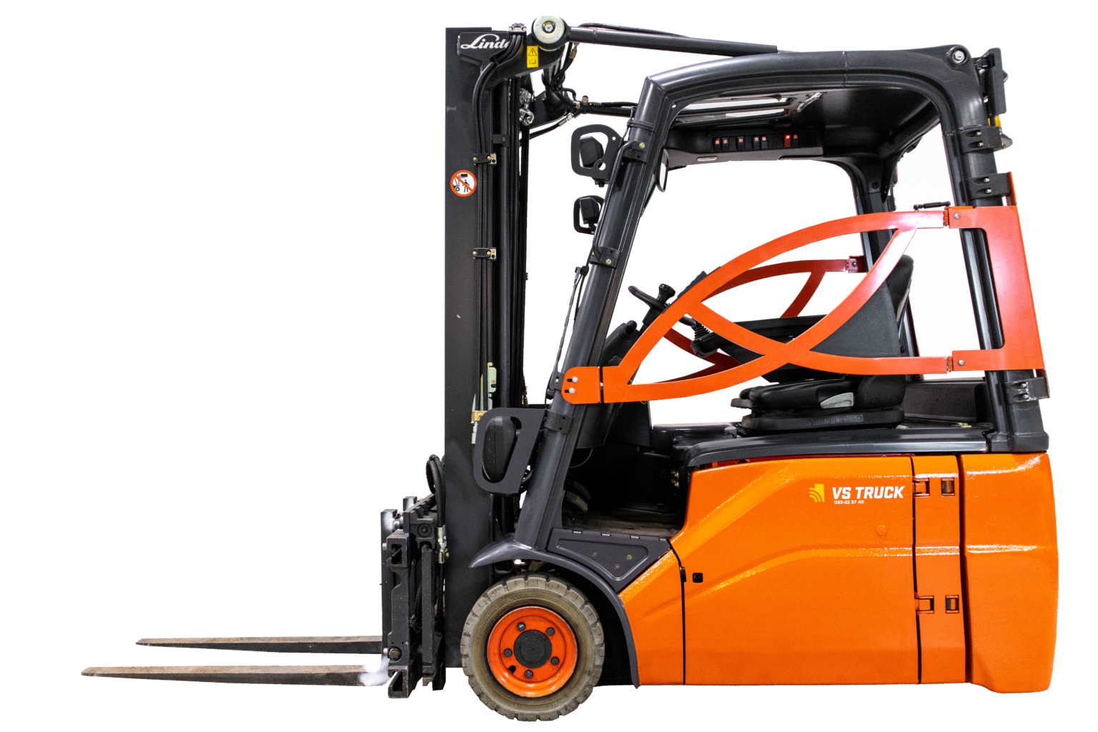 orange begagnad eldriven motviktstruck med båge från Linde
