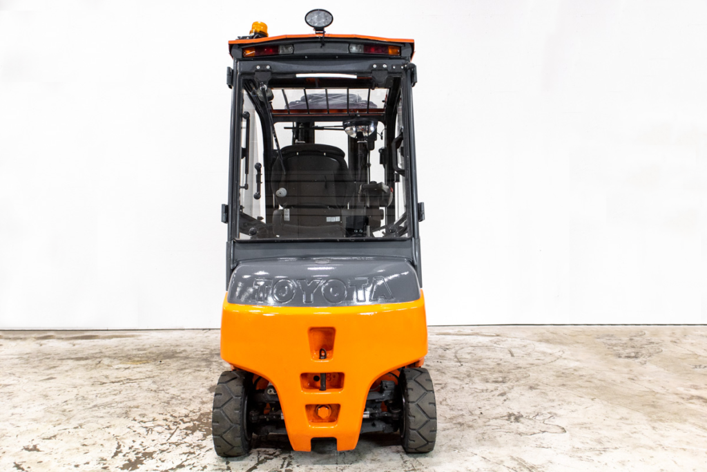 Toyota Traigo 8FBMT18