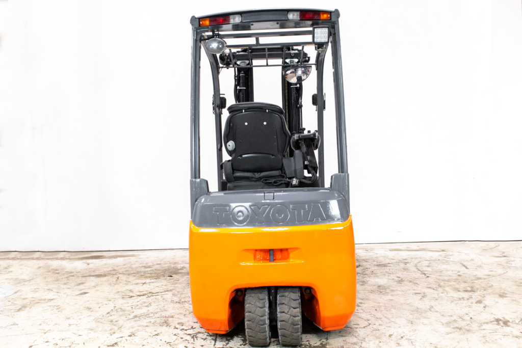Begagnad Toyota motviktstruck