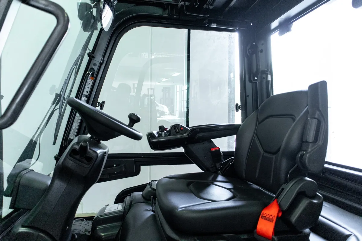 9562 ny doosan motviktstruck b20t-7 hytt