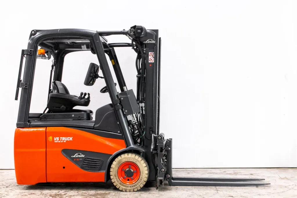 53206 Linde E16 begagnad motviktstruck