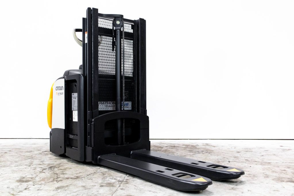 CROWN DT 3040-E