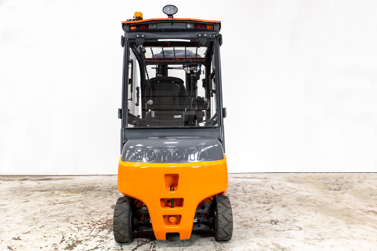 Toyota Traigo 8FBMT18