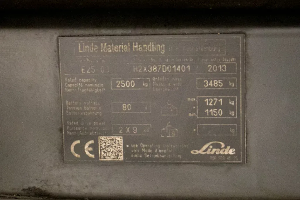 Linde e25 begagnad motviktstruck typskylt