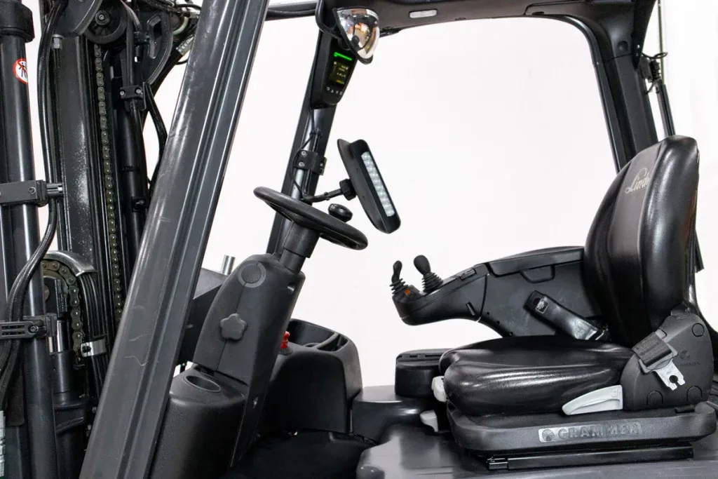 53206 Linde E16 begagnad motviktstruck