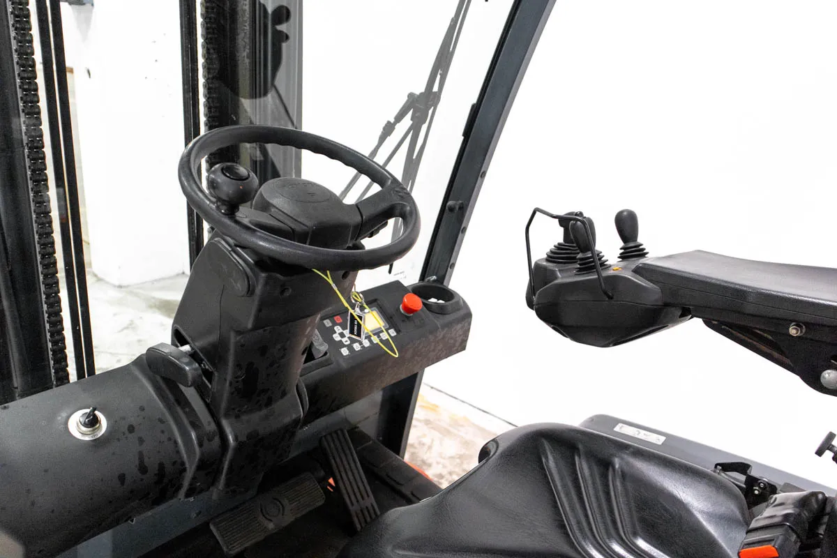 Toyota Traigo 8FBMT30